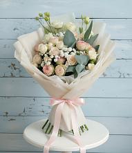 Букет цветов из:  Розы и Лизиантусы #REPLACE_PRED# Армавире