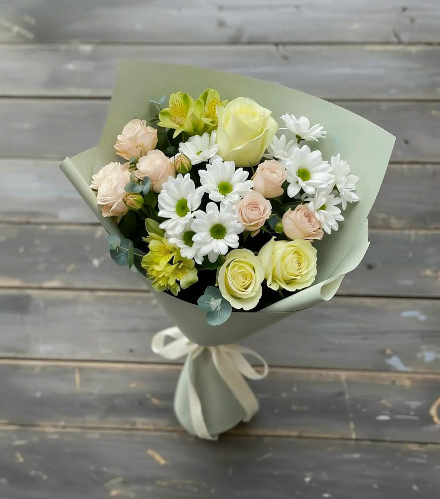 Букет цветов из: Альстромерии, Розы и Хризантемы в Армавире