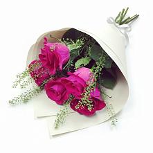 Букет цветов из:  Розы в Армавире