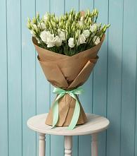 Букет цветов из:  Лизиантусы в Армавире