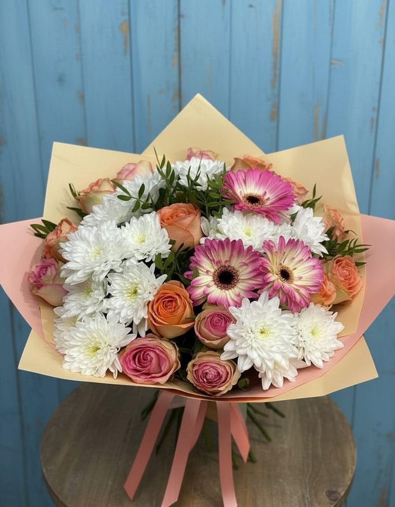 Букет цветов из: Розы, Герберы и Хризантемы в Армавире