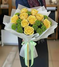 Букет цветов из:  Хризантемы и Розы в Армавире
