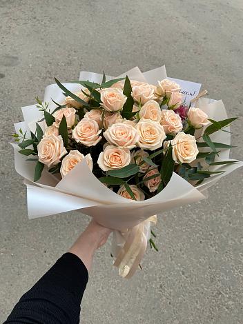 Букет Кремовые розы Латте в Армавире