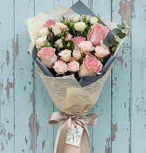 Букет цветов из:  Розы в Армавире